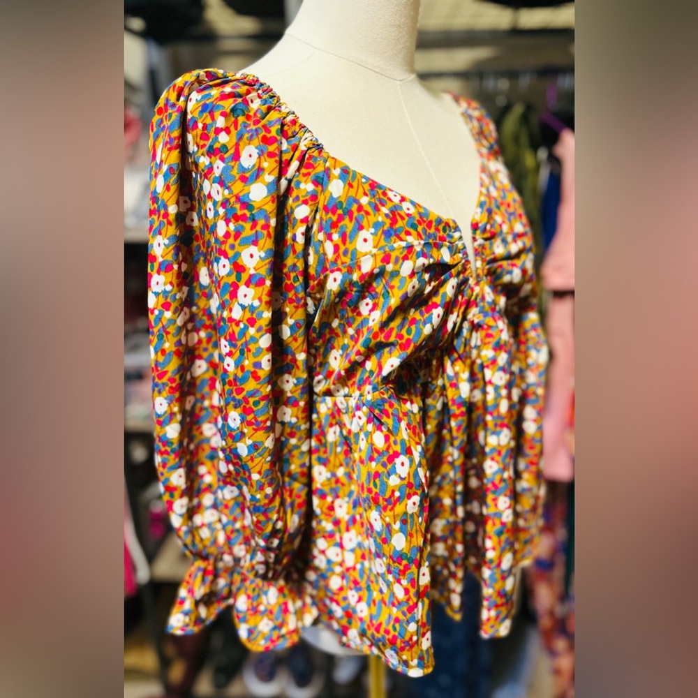 Entro Colorful Floral Puff Sleeve Blouse- NWOT